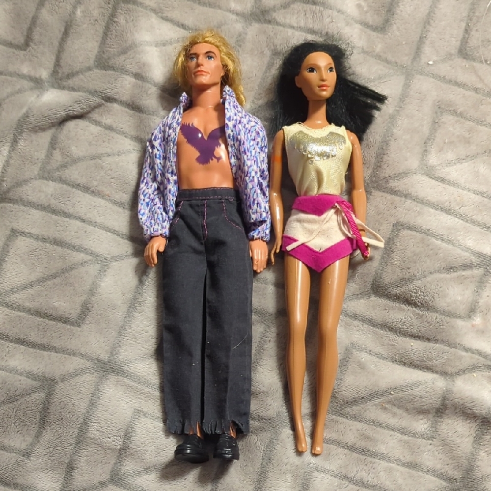 1995 Mattel Disney Sun Colors John Smith and Pocahontas dolls.